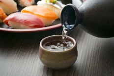 Japan makes sake tax-free for tourists