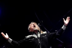 Robert Plant nears 70 as voice of spiritual warmth 