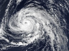  Fiji PM links climate change to fatal cyclone 