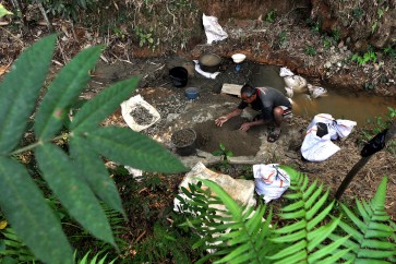 Rocky path in gold miners’ lives