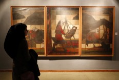 Japan oil artist back to 'frozen' Iran museum 40 years on