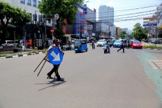 Street vendors needed by employees, pedestrians: Sandiaga