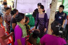 Myanmar's Suu Kyi makes first visit to crisis-hit northern Rakhine