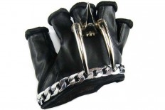 Taylor Swift’s latest music video features glove made by Indonesian designer