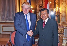 Kalla urges Mahathir to apologize over Bugis remark