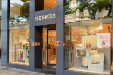 With lipsticks, Hermes branches into competitive cosmetics world