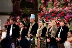 Kahiyang to be granted 'Siregar' marga in Medan