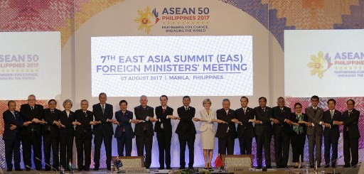 ASEAN, Hong Kong sign deal in 'vote for open trade'