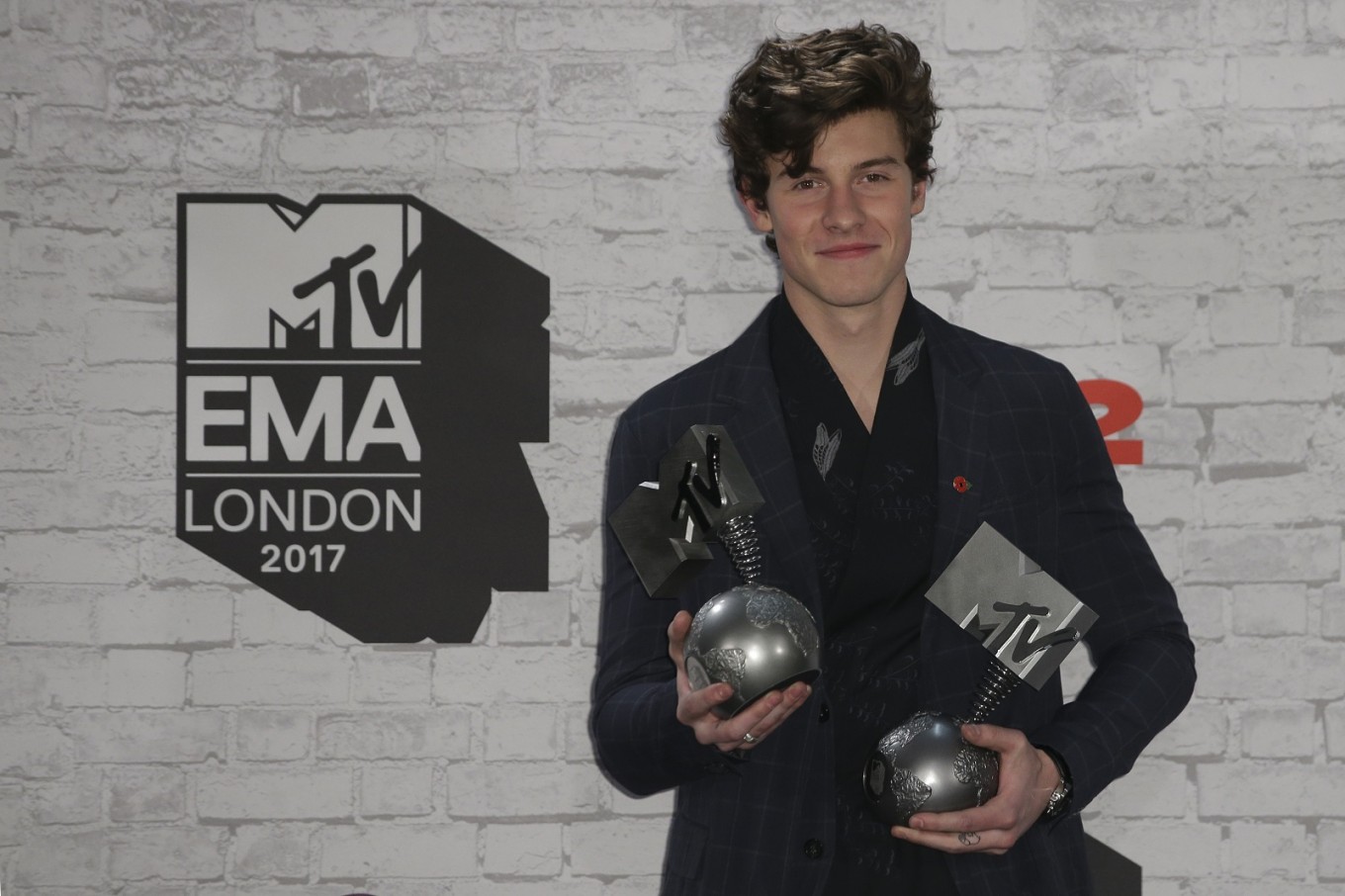 Shawn Mendes wins best artist at MTV Europe Music Awards – Entertainment – The Jakarta Post