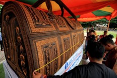 Giant bag from Lhokseumawe breaks MURI record