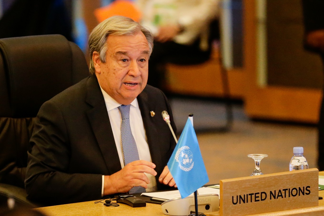 UN chief meets Myanmar's Suu Kyi on Rohingya crisis