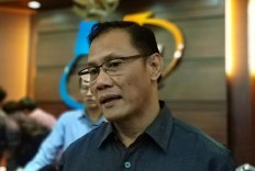 Unemployment numbers fall to 6.82 million