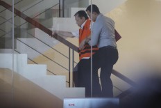 Golkar politician visits Setya at detention center