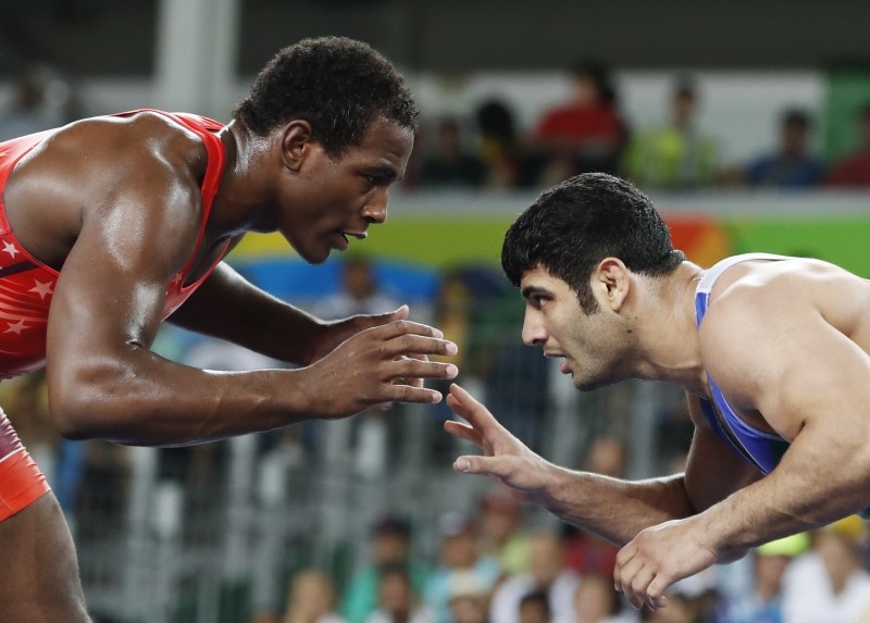 Iran wrestler throws bout to avoid fighting Israeli - Sports - The ...