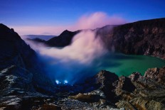 East Java nature parks switch to online ticketing, starting with Mount Ijen