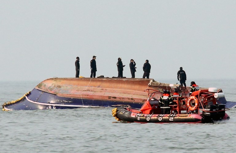 Thirteen dead in S. Korea fishing boat crash