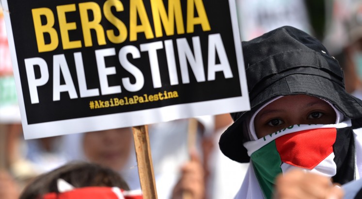 Thousands protest in Jakarta against Trump's Jerusalem move