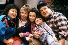 ‘Roseanne’ returns to TV in March after 20-year break 