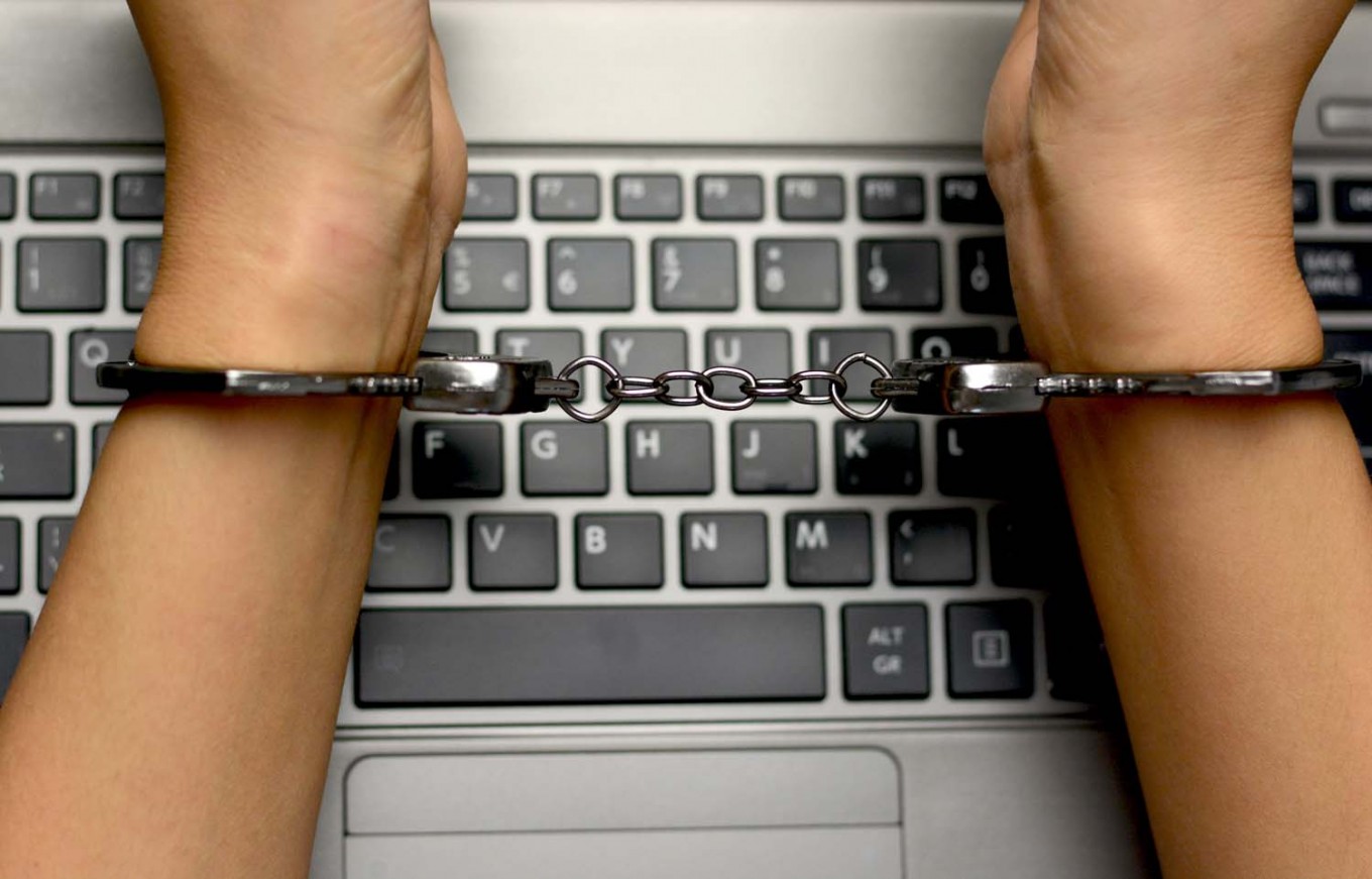 Singapore outlaws 'revenge porn', 'cyber-flashing' - SE Asia ...