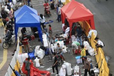 Police urge Anies to reopen Tanah Abang street