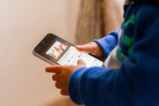 Govt calls on mobile phone users to recheck personal data