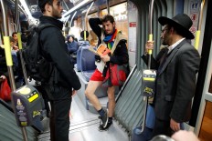 Jerusalemites show a leg for worldwide 'No Pants' ride