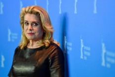 'Feminist' Deneuve apologizes to sex assault victims