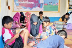 Essay: Free reading for children