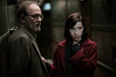 Del Toro wins top DGA prize for 'The Shape of Water'