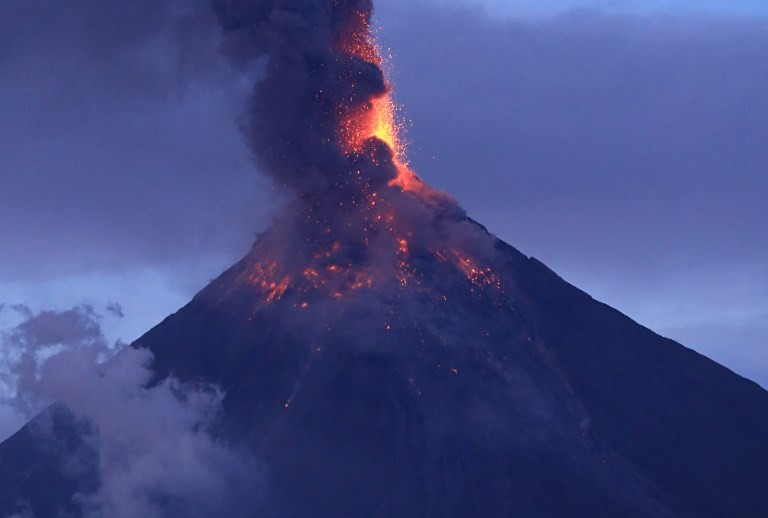 Thousands more flee erupting Philippine volcano - SE Asia - The Jakarta ...