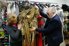 'Soviet Dior' vows to keep Russian fashion colorful