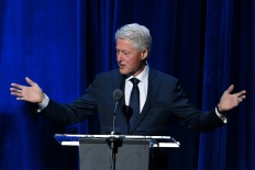  Bill Clinton says no private apology to Monica Lewinsky necessary 