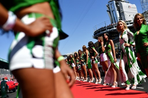 Formula One abolishes 'grid girls'