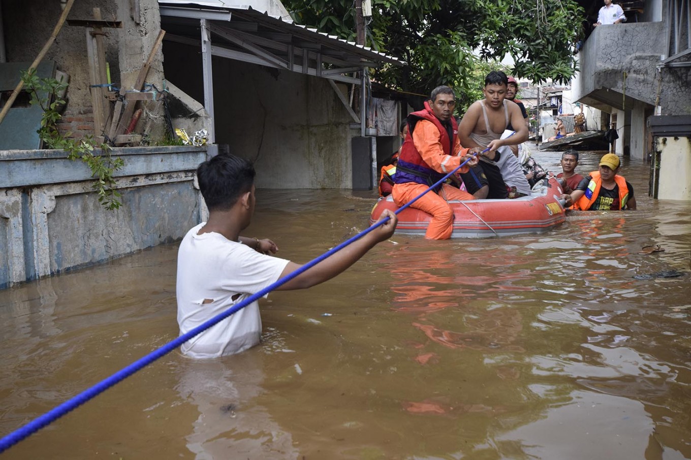 Floods affect 11,000 Jakarta residents - City - The Jakarta Post