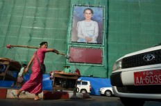 Canada strips Aung San Suu Kyi of honorary citizenship