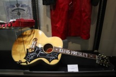 Mythical guitar-maker Gibson fighting for survival