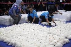 One man killed after 81kg meth found in car tires