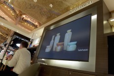 S. Korean cosmetics lay foundation to seduce Europe