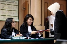 Lawyer to wait for official information on Ahok’s rejected appeal before taking next step