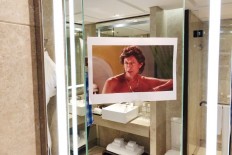 Singapore hotel guest asks for photo of Jeff Goldblum next to bed, hotel delivers