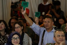 KPK to auction Suryadharma’s Kaaba cover