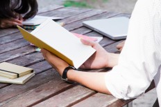 Many Japanese travel to Philippines to study English