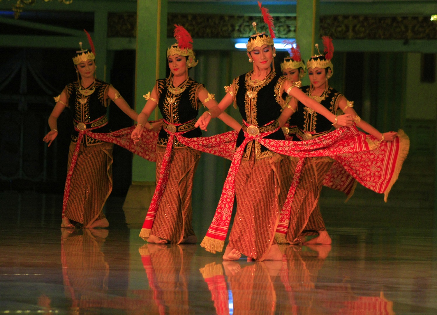 Performing arts festival returns to Surakarta palace - Art & Culture ...