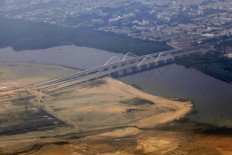 China eyes role in planned giant seawall project in Java