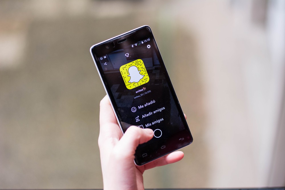 Snapchat To Roll Out 'Snap Minis': In-App Bite-Sized Interactive Tools
