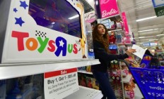 Toys `R' Us to liquidate as retailer's turnaround collapses