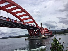 Soekarnopura proposed as official name of Papua’s Holtekamp Bridge