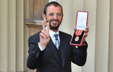 Ringo Starr teases new album in the works