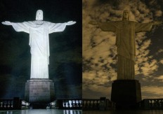 Lights out for world landmarks in nod to nature