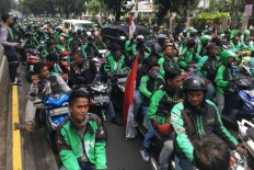 Ride-hailing app motorcycle drivers protest low fares